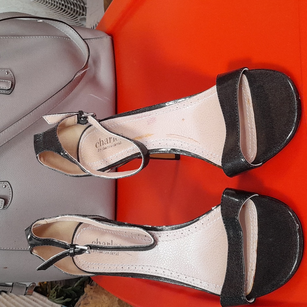Charles by Charles David Black Glimmer Sz  9 1/2